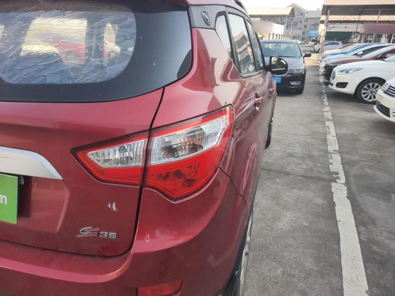 CHANGAN CS35 2016 1.6L Automatic Luxury Model China V Standard — миниатюра 9
