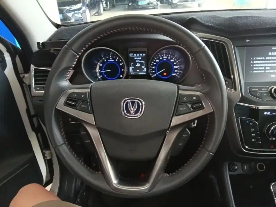 CHANGAN CS35 2017 1.6L Automatic Luxury Model — миниатюра 18
