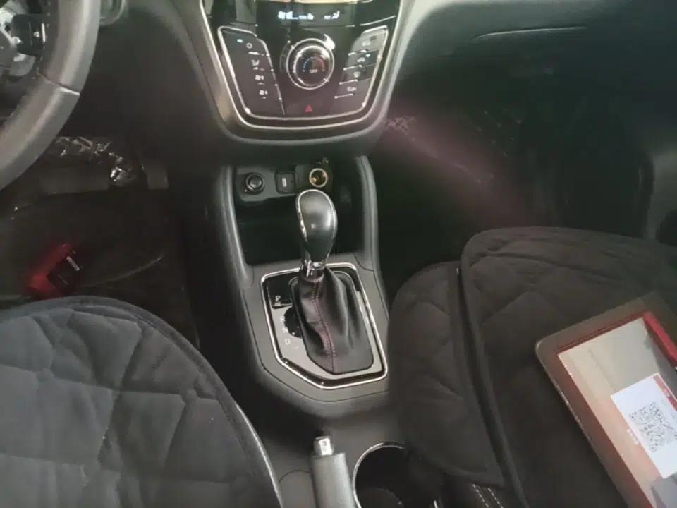 CHANGAN CS35 2017 1.6L Automatic Luxury Model — миниатюра 21