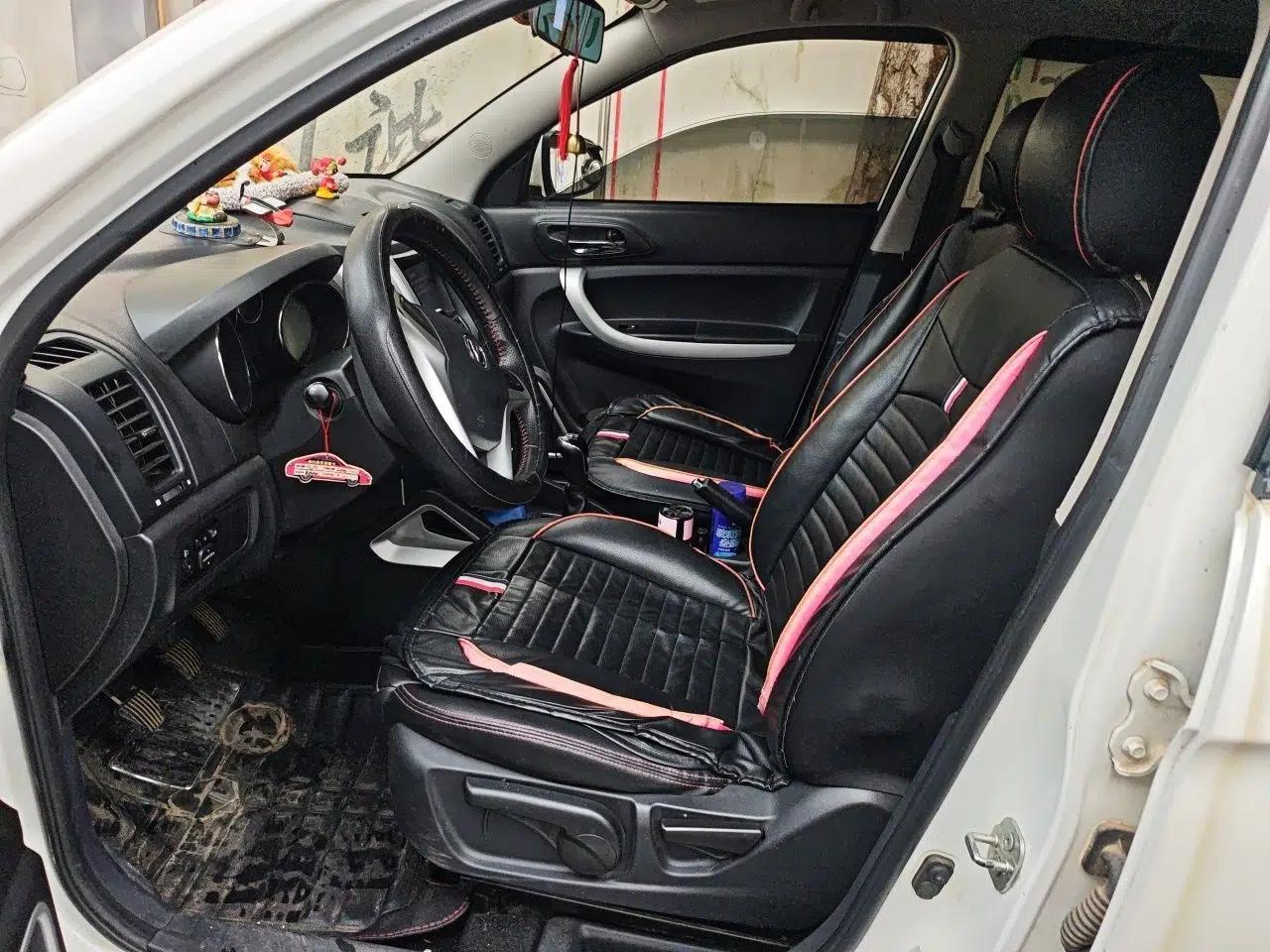 CHANGAN CS35 2015 1.6L Manual Luxury Model China IV Standard — миниатюра 15