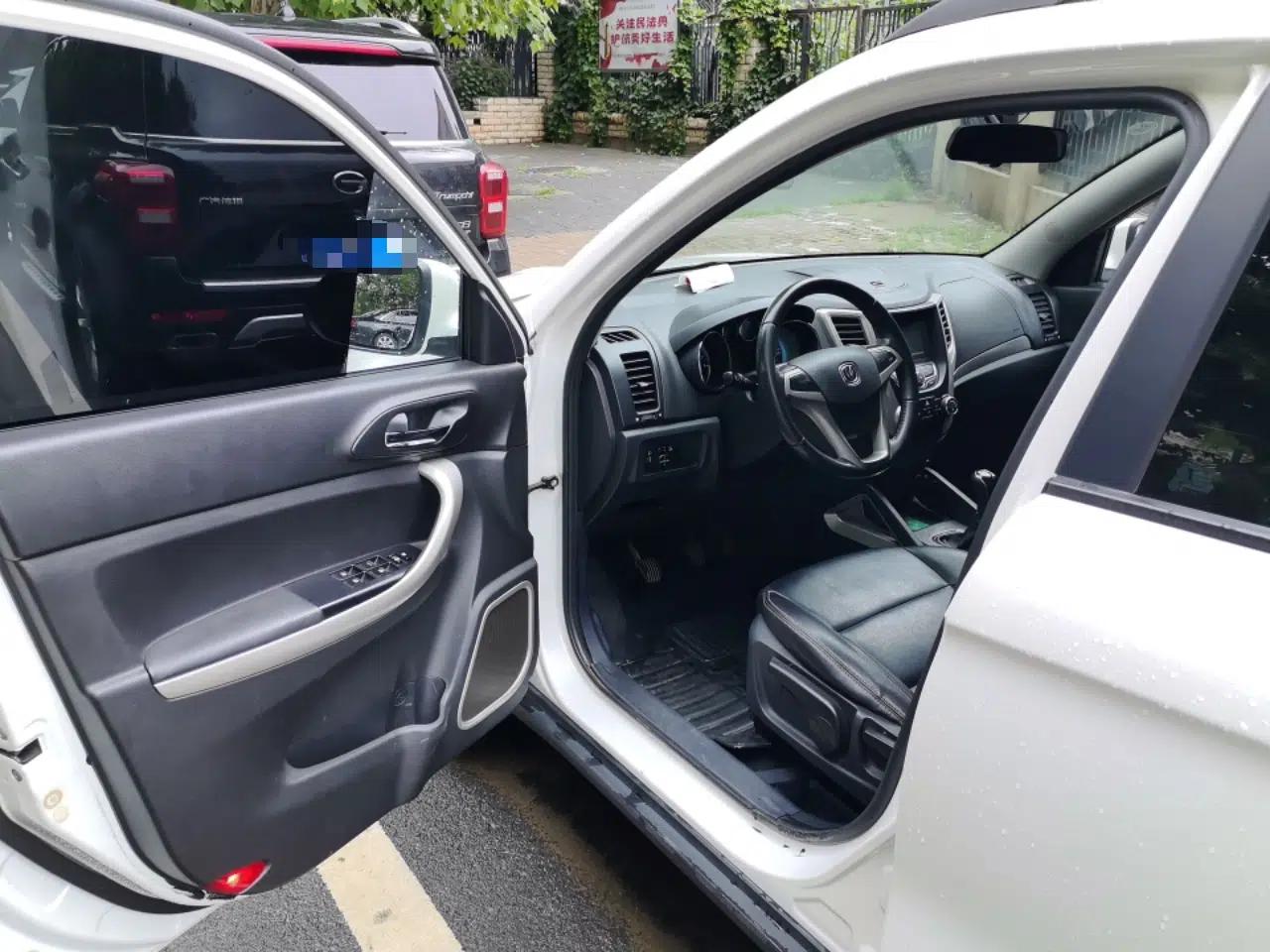 CHANGAN CS35 2014 1.6L Manual Luxury Model China V Standard — миниатюра 16