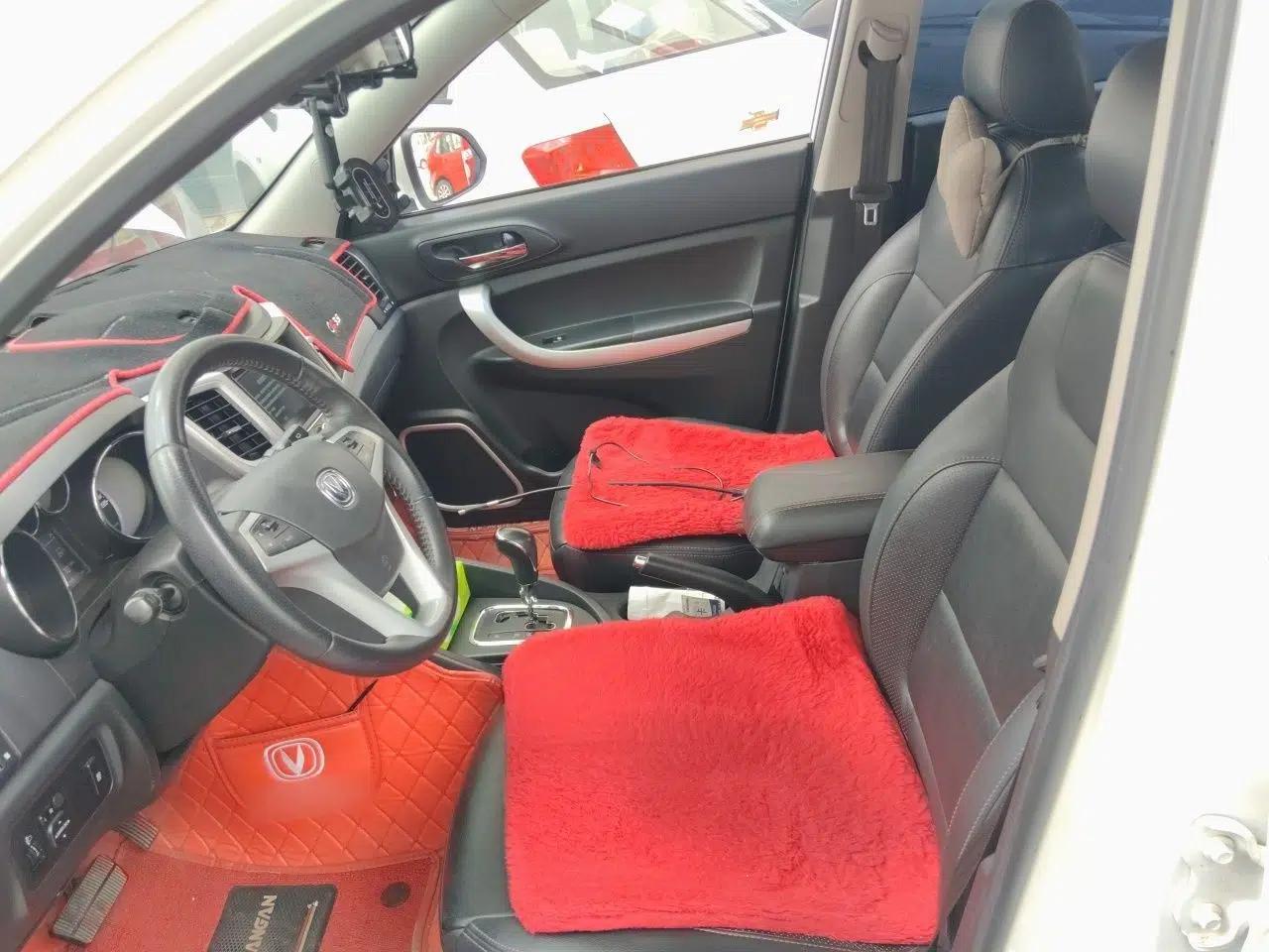CHANGAN CS35 2016 1.6L Automatic Luxury Model China IV Standard — миниатюра 15
