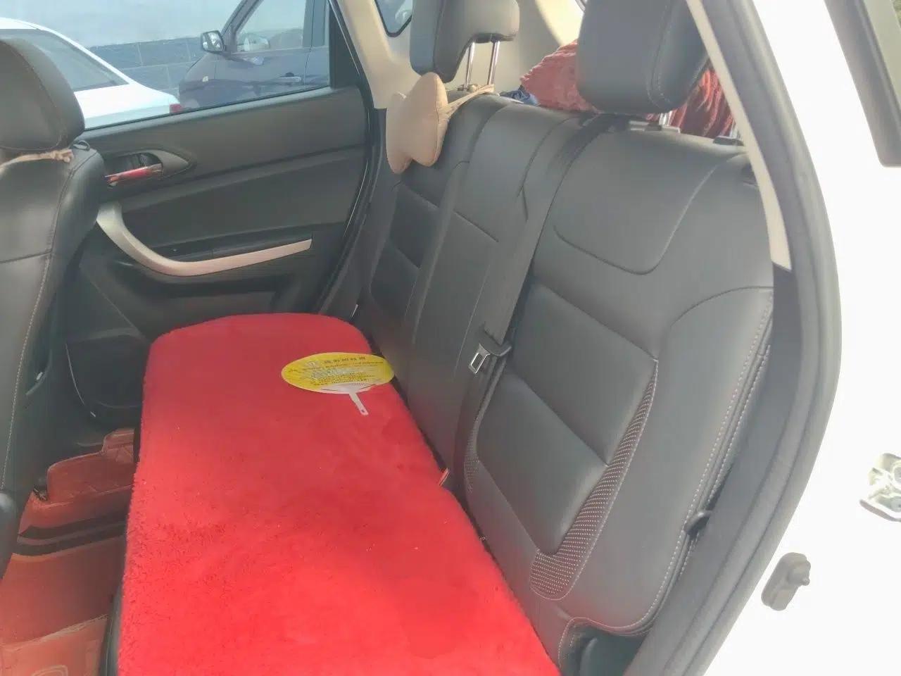 CHANGAN CS35 2016 1.6L Automatic Luxury Model China IV Standard — миниатюра 17
