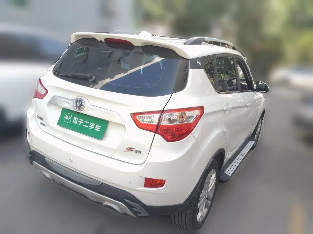 CHANGAN CS35 2016 1.6L Automatic Luxury Model China IV Standard — миниатюра 6