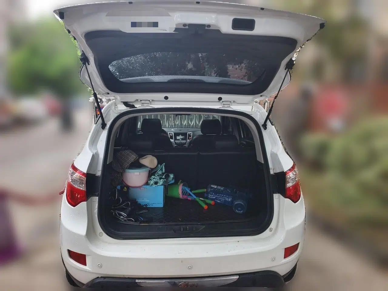 CHANGAN CS35 2016 1.6L Manual Luxury Model China IV Standard — миниатюра 19