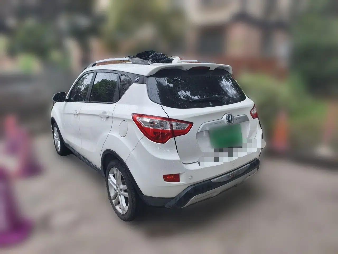 CHANGAN CS35 2016 1.6L Manual Luxury Model China IV Standard — миниатюра 4