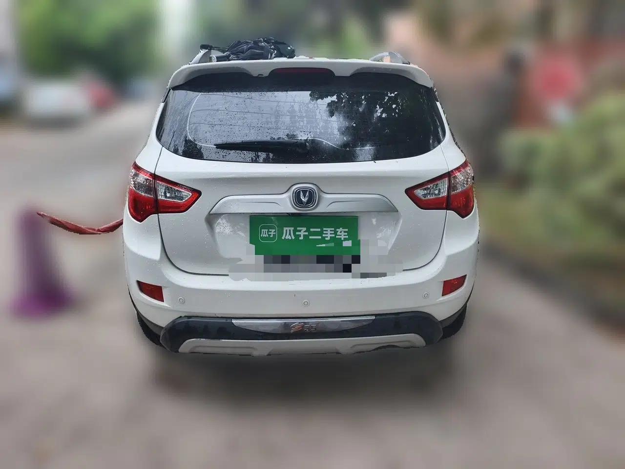 CHANGAN CS35 2016 1.6L Manual Luxury Model China IV Standard — миниатюра 5