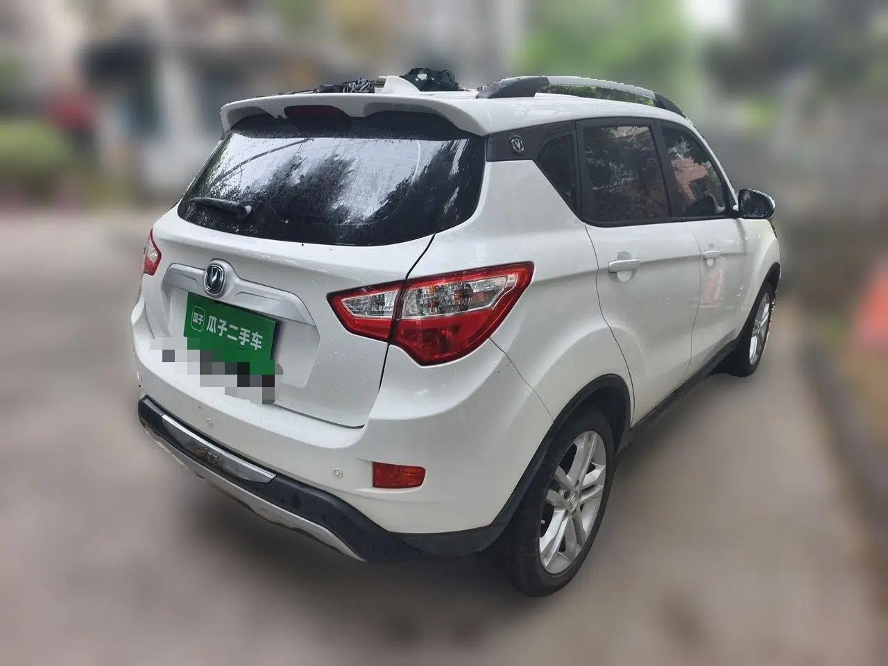 CHANGAN CS35 2016 1.6L Manual Luxury Model China IV Standard — миниатюра 6