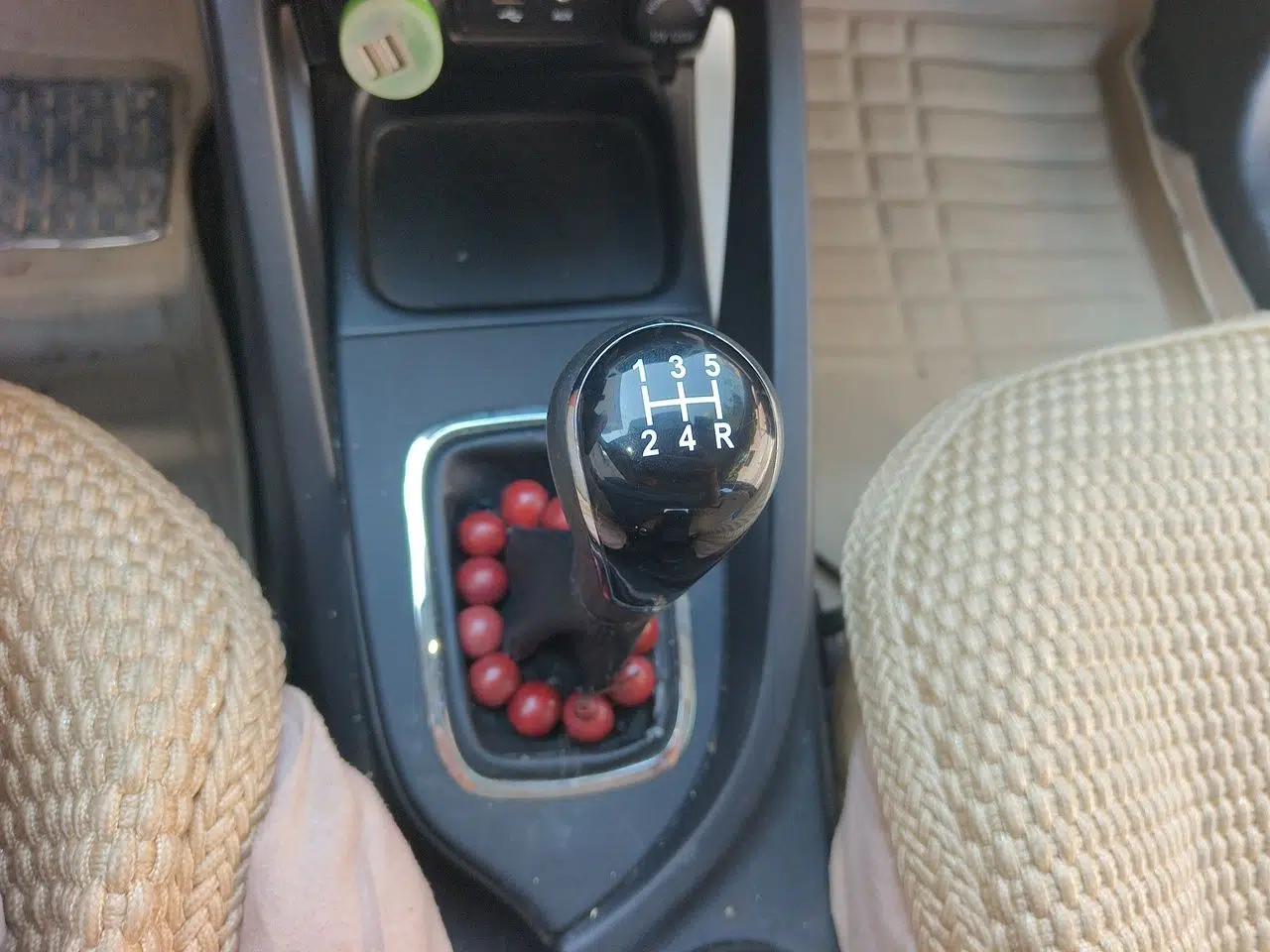 CHANGAN CS35 2015 1.6L Manual Luxury Model China IV Standard — миниатюра 14