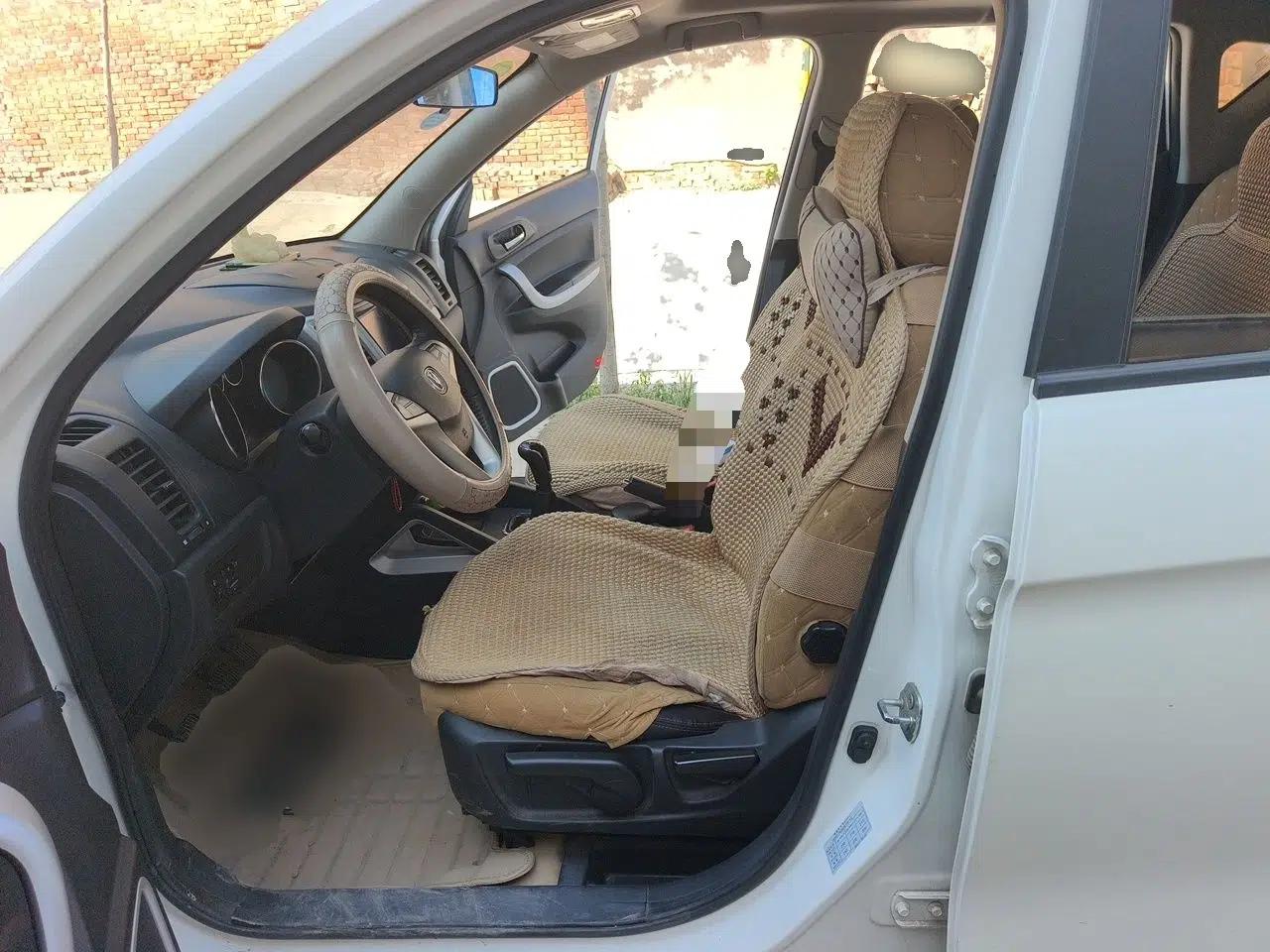 CHANGAN CS35 2015 1.6L Manual Luxury Model China IV Standard — миниатюра 15
