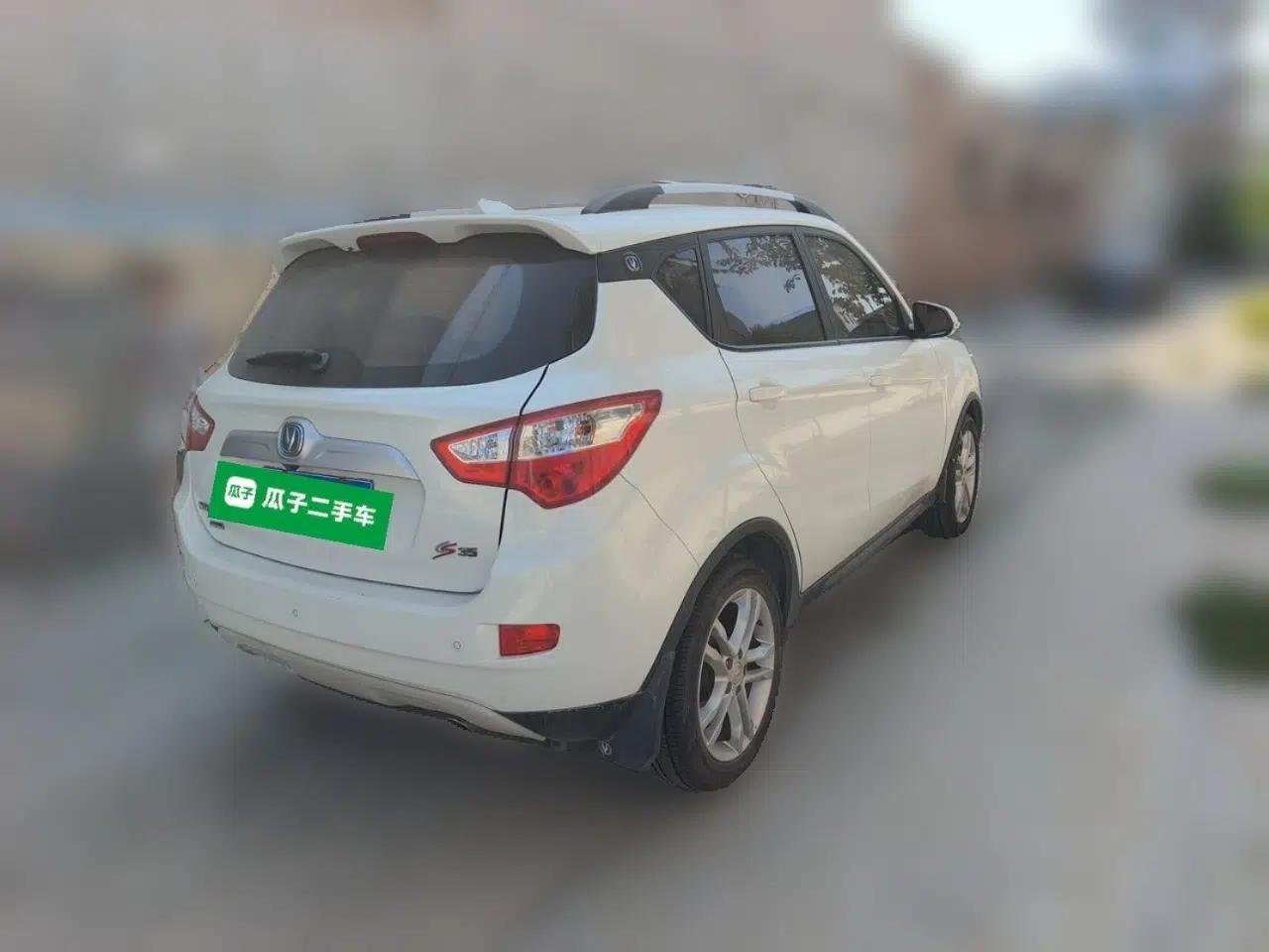 CHANGAN CS35 2015 1.6L Manual Luxury Model China IV Standard — миниатюра 6