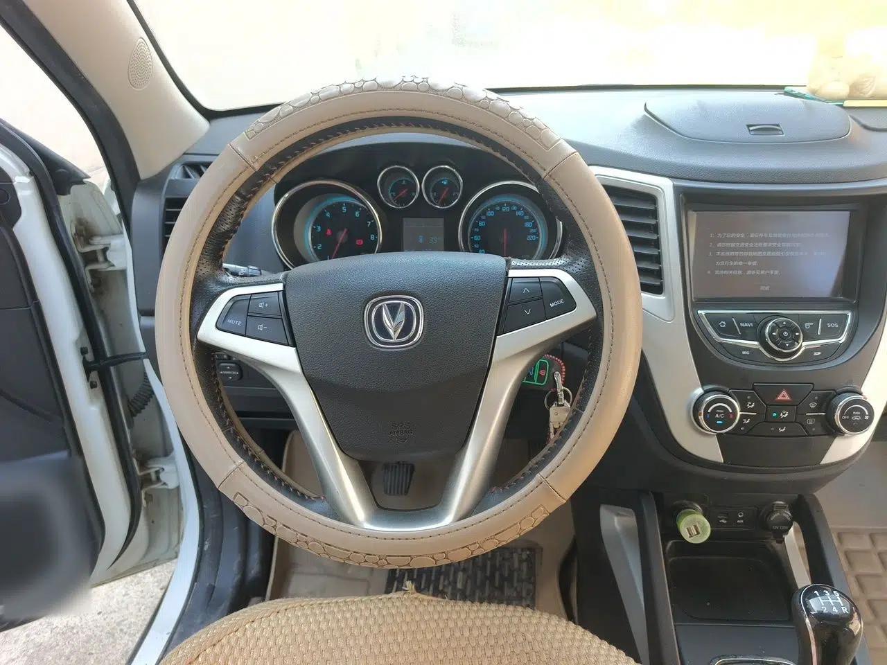 CHANGAN CS35 2015 1.6L Manual Luxury Model China IV Standard — миниатюра 10