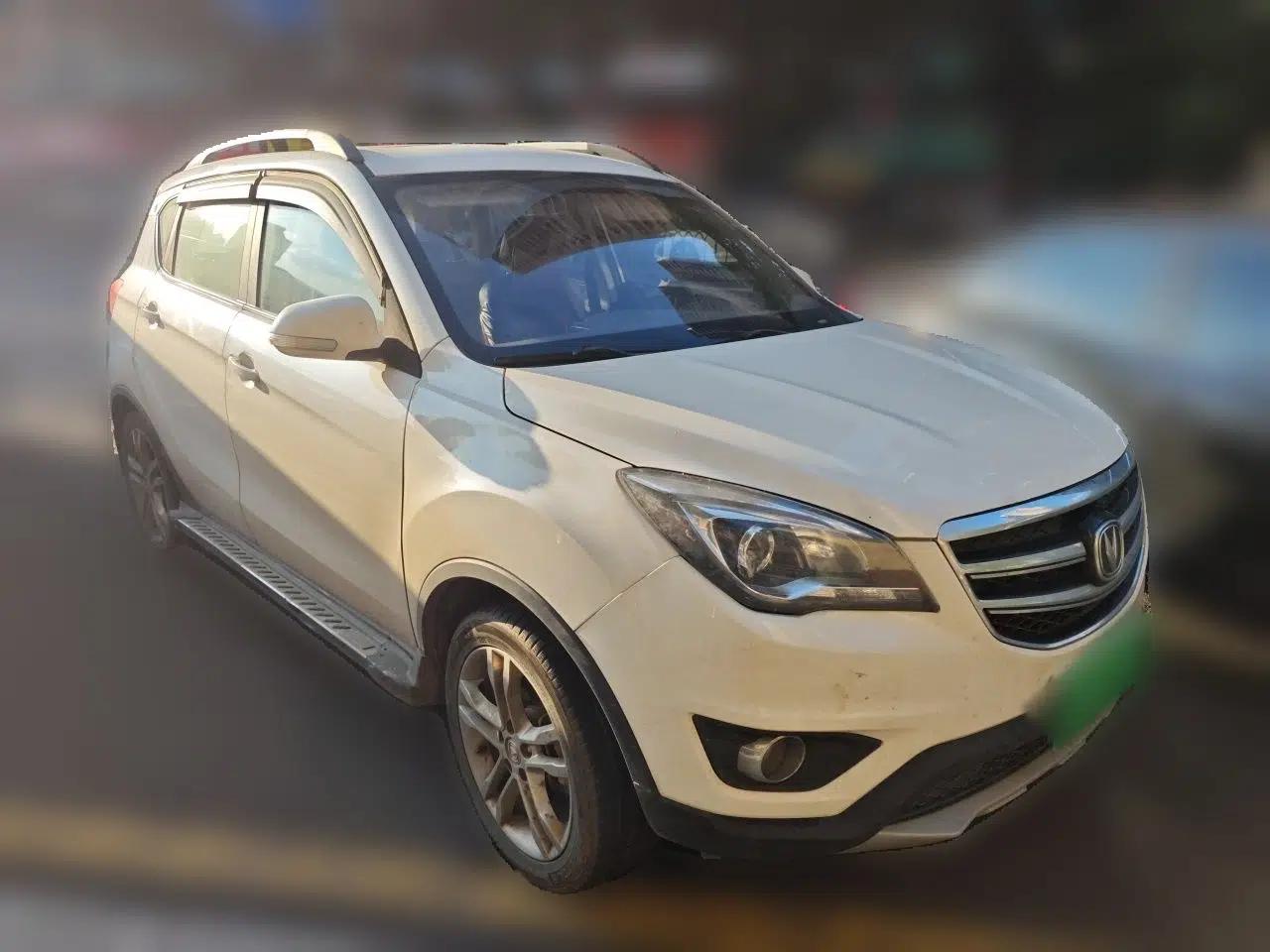 CHANGAN CS35 2016 1.6L Manual Luxury Model China IV Standard — миниатюра 3