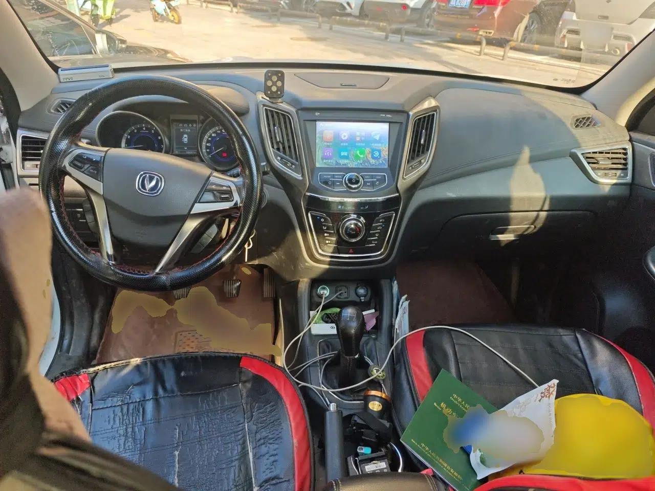 CHANGAN CS35 2016 1.6L Manual Luxury Model China IV Standard — миниатюра 9