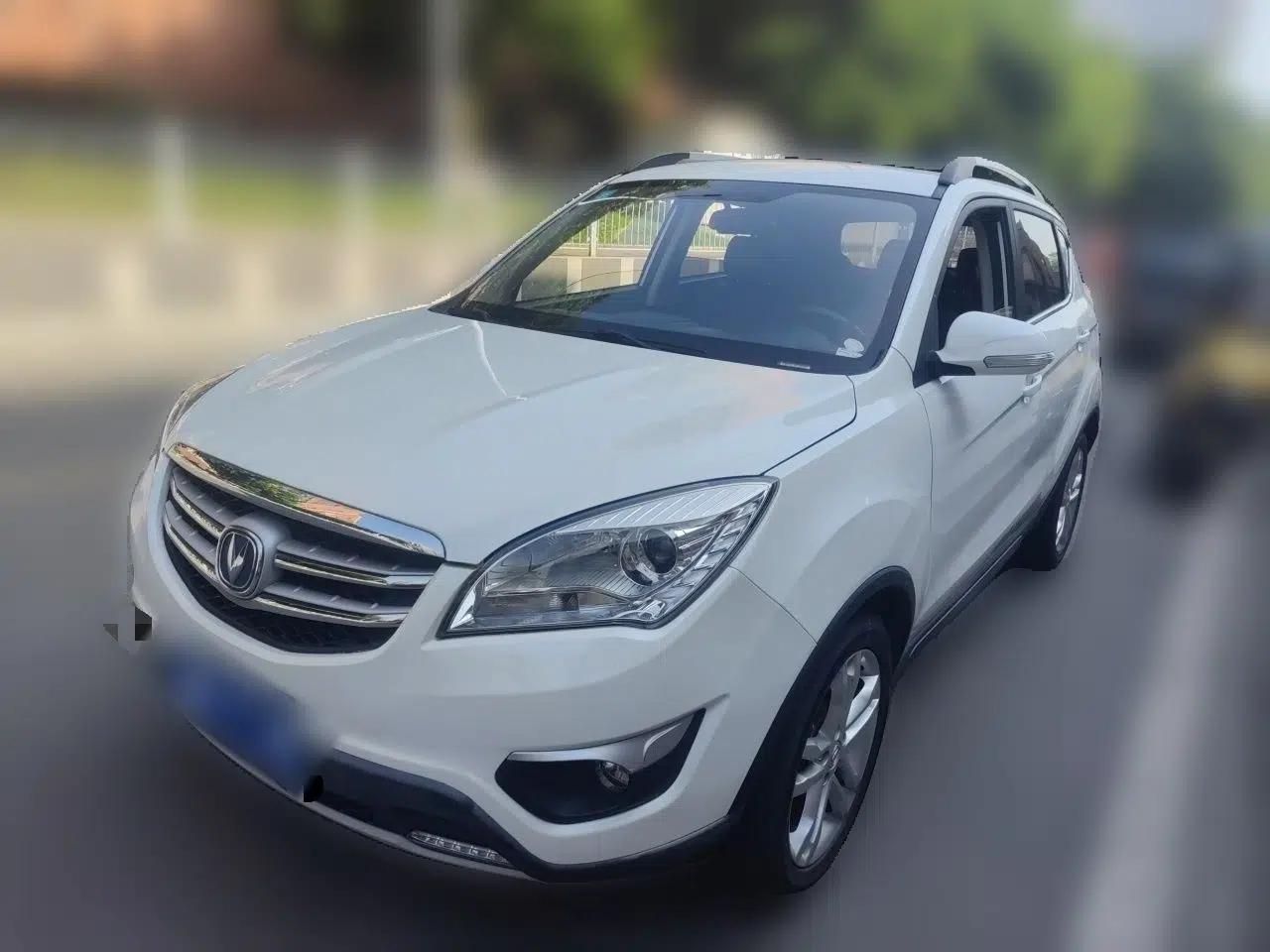CHANGAN CS35 2016 1.6L Automatic Luxury Model China IV Standard — миниатюра 1