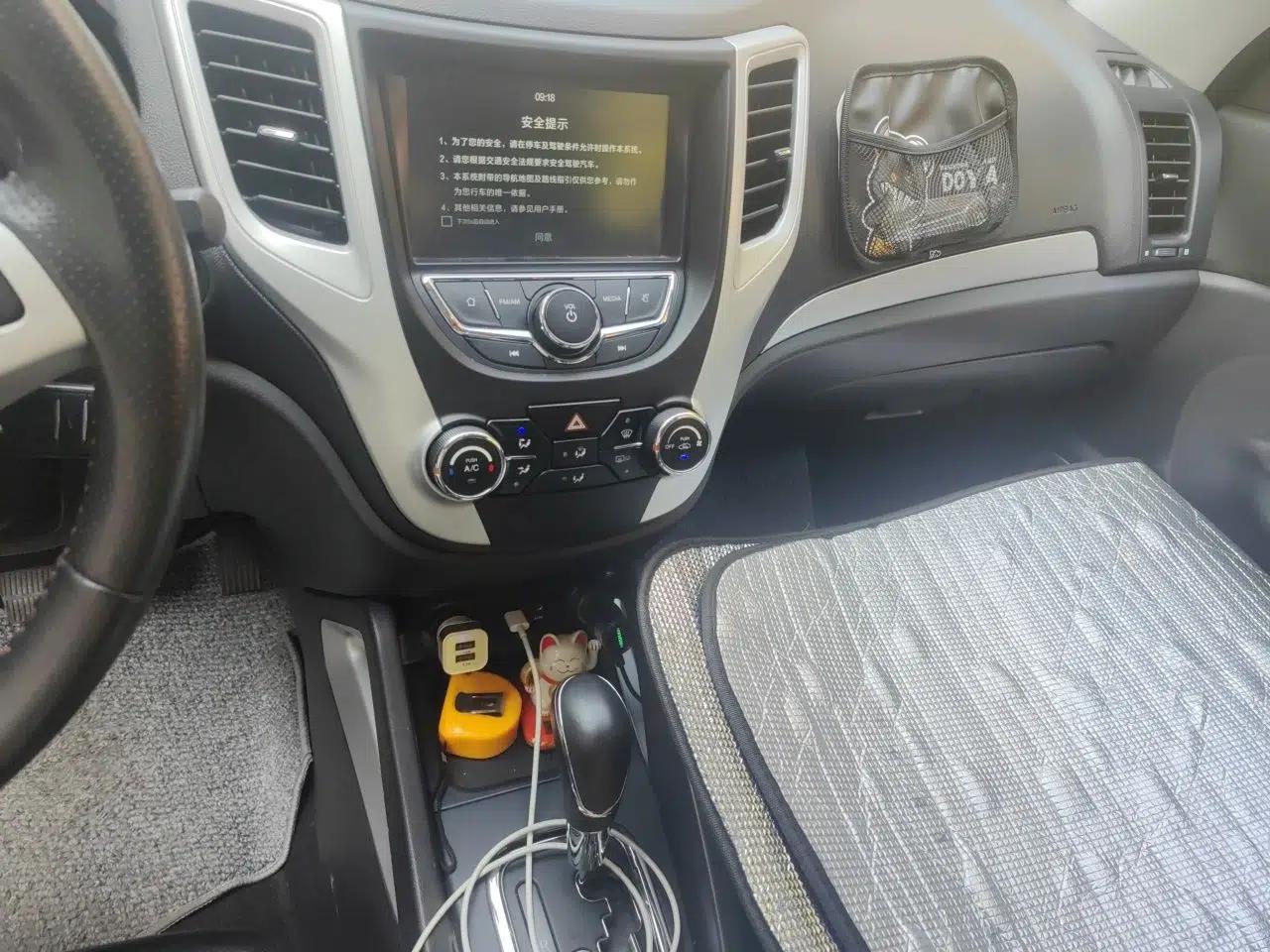 CHANGAN CS35 2016 1.6L Automatic Luxury Model China IV Standard — миниатюра 13