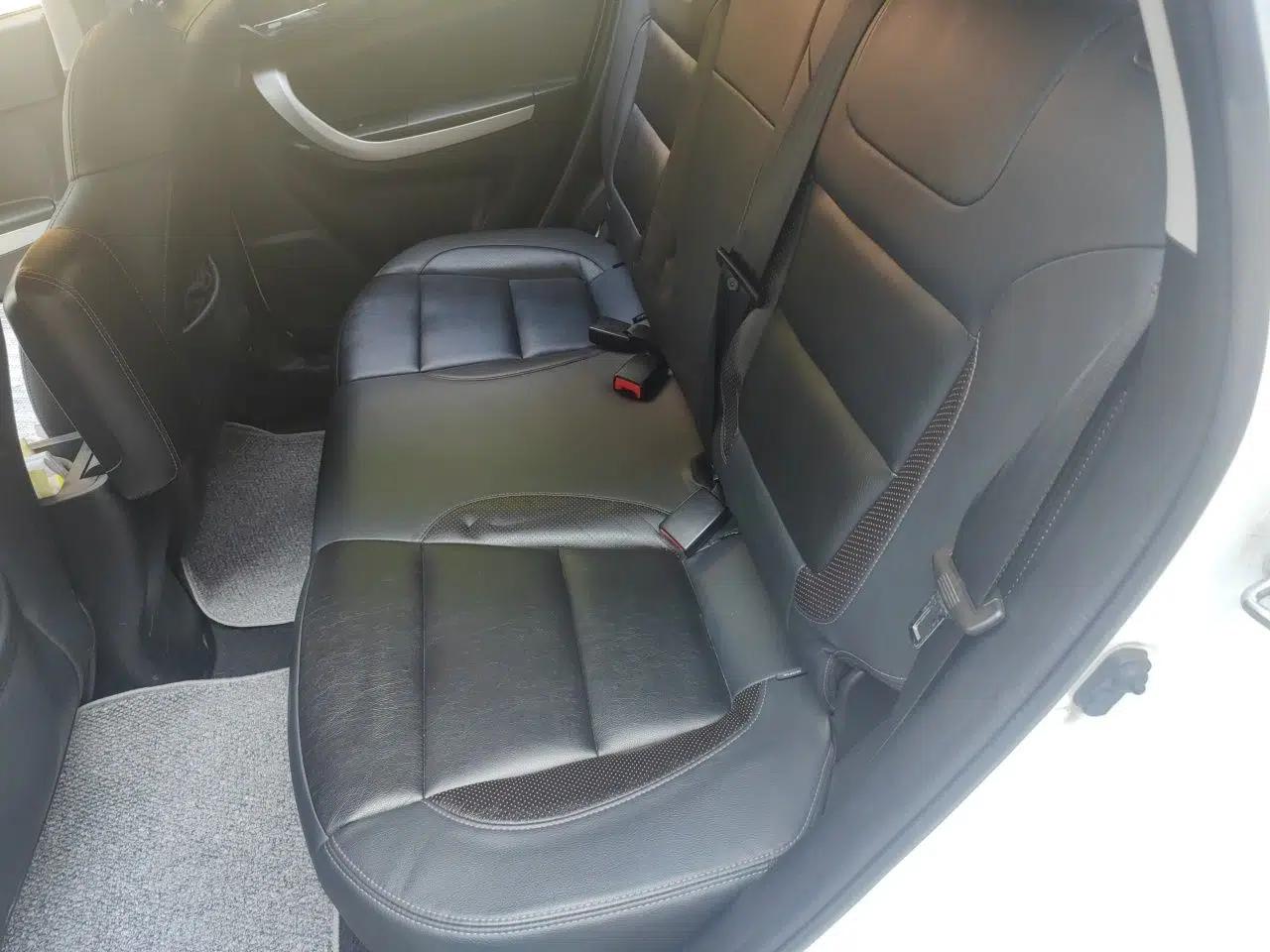 CHANGAN CS35 2016 1.6L Automatic Luxury Model China IV Standard — миниатюра 17