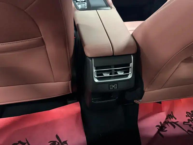 Changan CS75 PLUS 2024 Model, Third Generation, Champion Edition, 1.5T Automatic Intelligent Driving Sporty Type — миниатюра 11