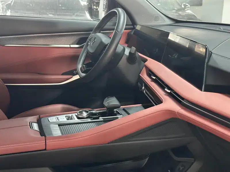 Changan CS75 PLUS 2024 Model, Third Generation, Champion Edition, 1.5T Automatic Intelligent Driving Sporty Type — миниатюра 9