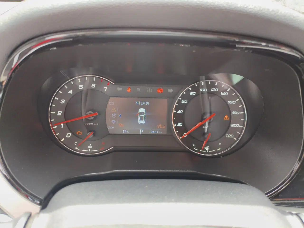 CHANGAN CS35PLUS 2018 1.6L Automatic Coolline Version China V Standard — миниатюра 11