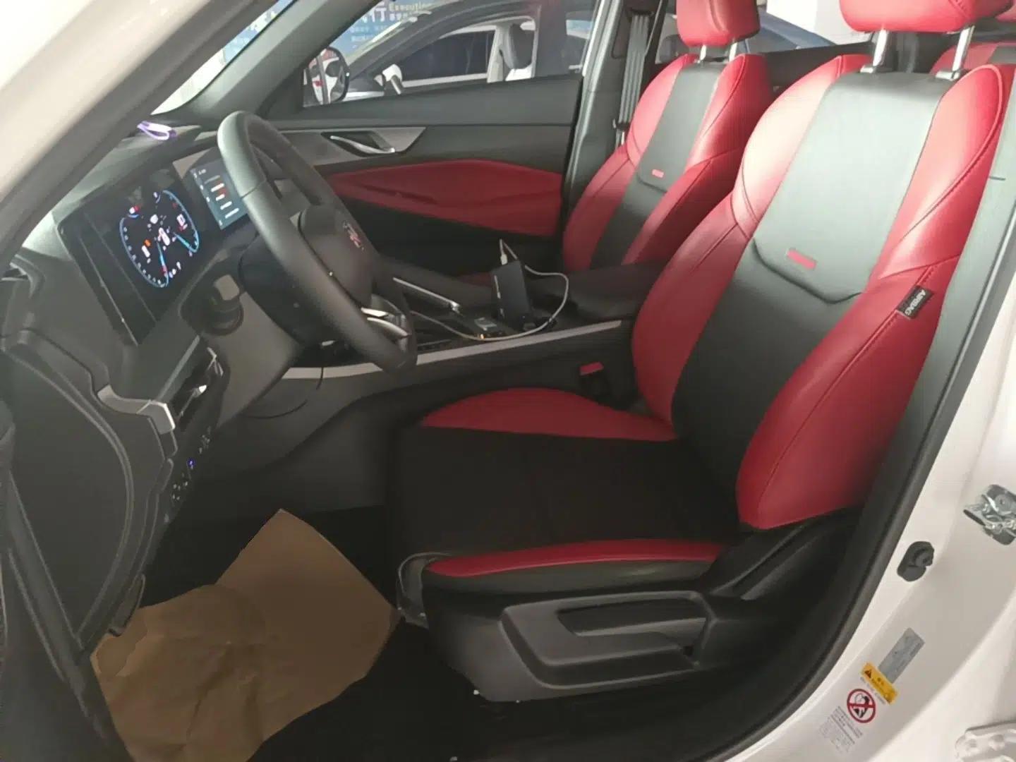 CHANGAN CS35PLUS 2021 Revised Version Blue Whale NE 1.4T DCT Luxury Edition — миниатюра 17