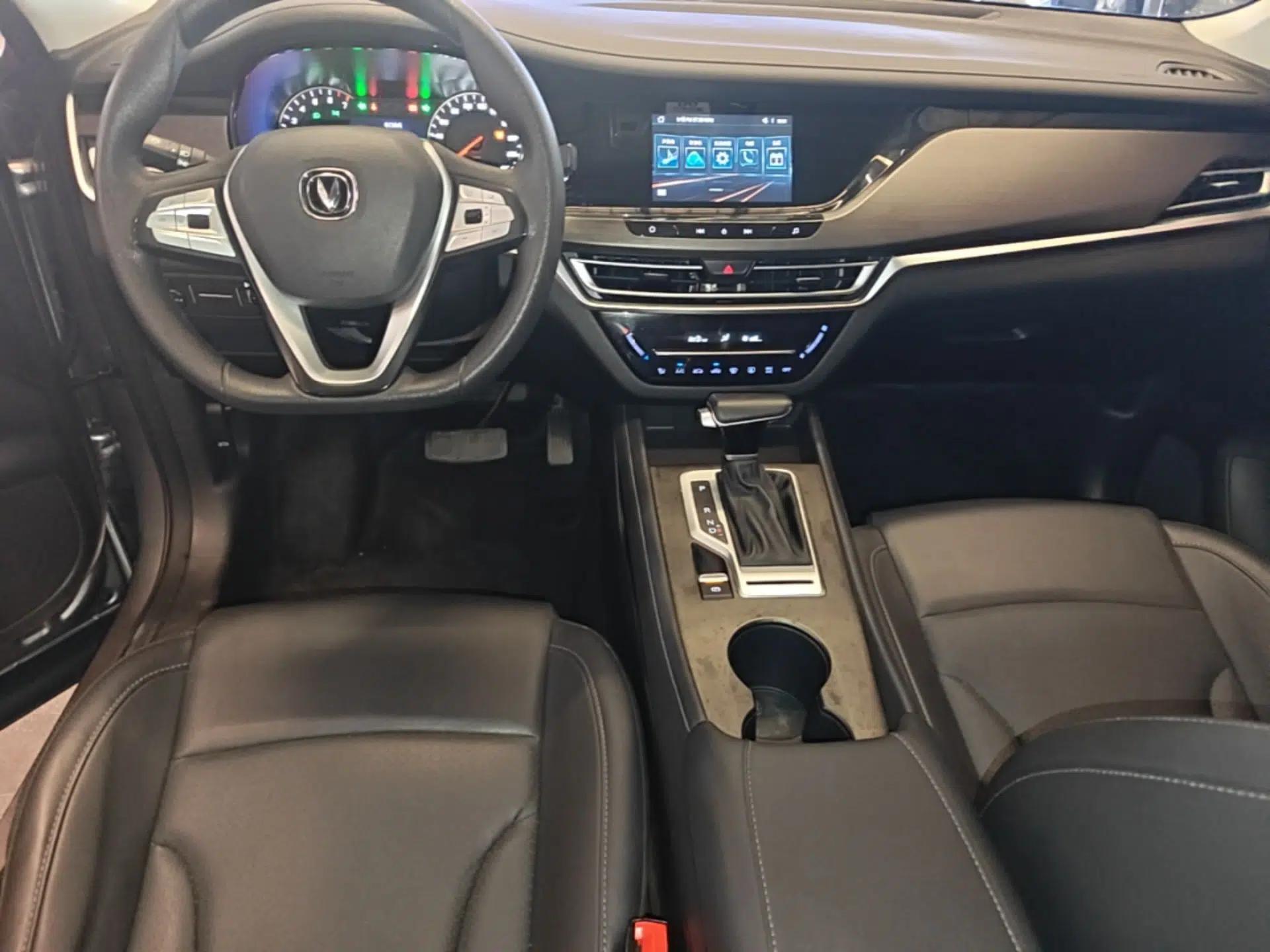 CHANGAN CS35PLUS 2021 Honor Million Edition 1.6L CVT Elite Model — миниатюра 12