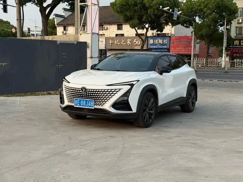 Changan UNI-T 2021 1.5T Premium Edition — миниатюра 1