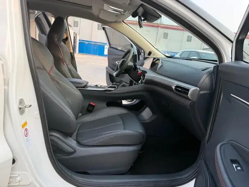 Changan UNI-T 2021 1.5T Premium Edition — миниатюра 11