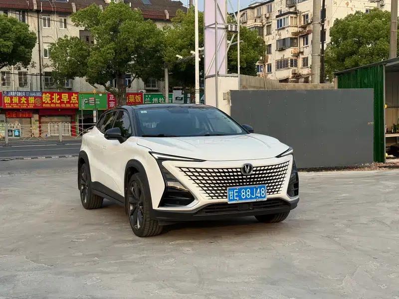 Changan UNI-T 2021 1.5T Premium Edition — миниатюра 3