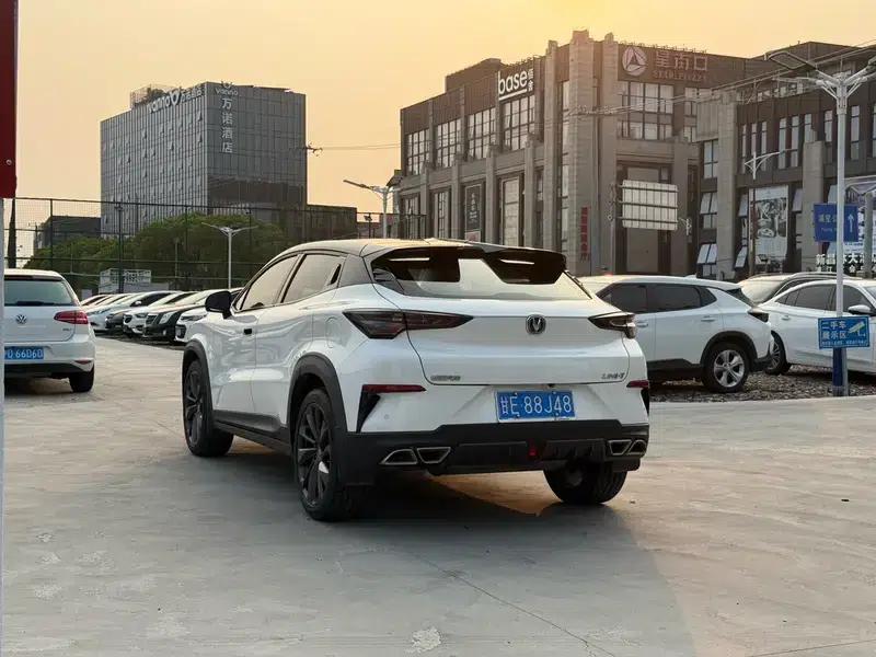 Changan UNI-T 2021 1.5T Premium Edition — миниатюра 5