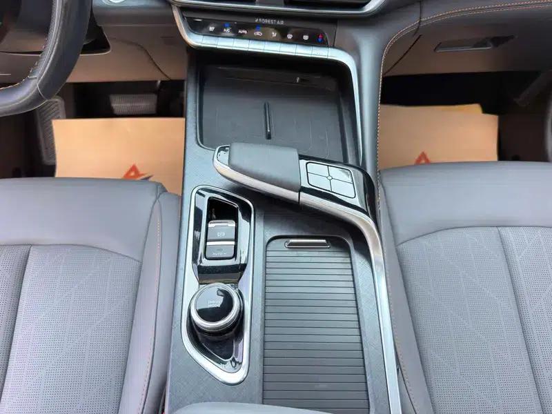 Changan UNI-T 2022 1.5T Premium Edition — миниатюра 12