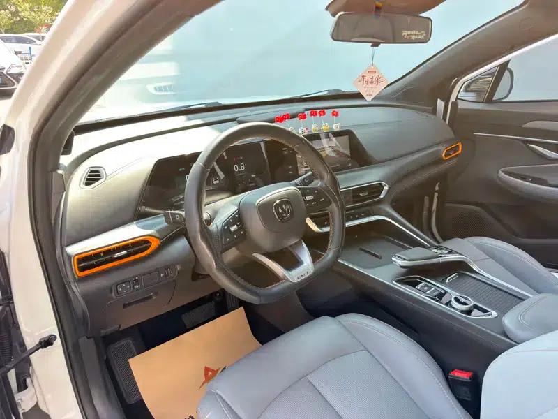 Changan UNI-T 2022 1.5T Premium Edition — миниатюра 10