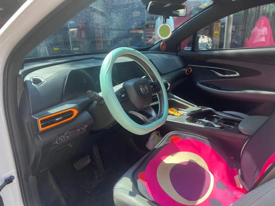 Changan UNI-T 2022 1.5T Premium Edition — миниатюра 18