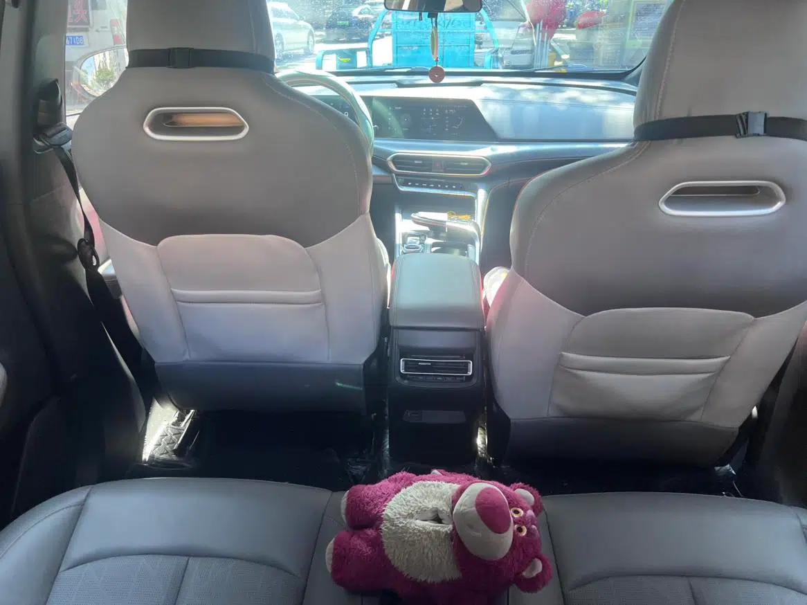 Changan UNI-T 2022 1.5T Premium Edition — миниатюра 8