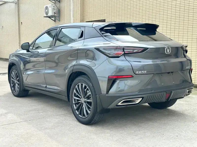 Changan UNI-T 2022 1.5T Flagship Edition — миниатюра 5