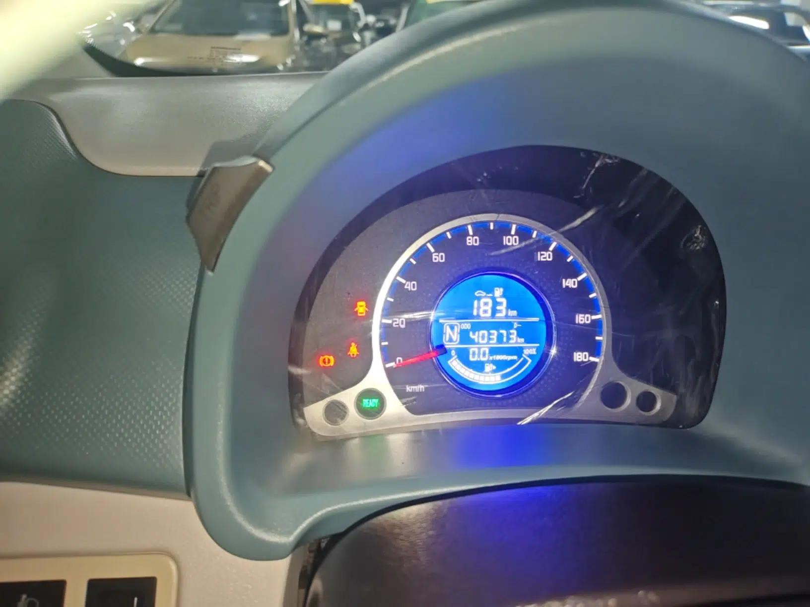 CHANGAN Benni E-Star 2021 National Edition Colorful Version Lithium Iron Phosphate (31.86 kWh) — миниатюра 14