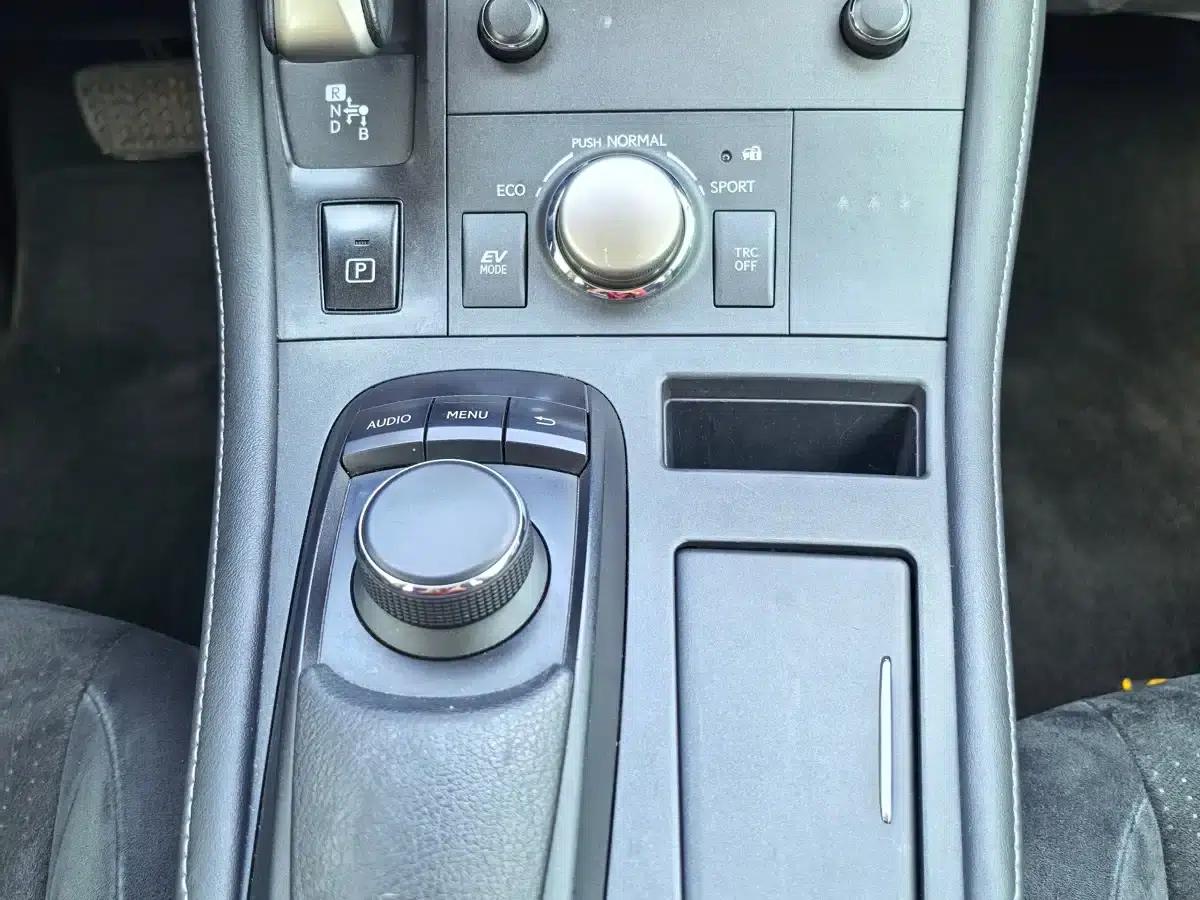 Lexus CT 2014 CT200h Comfort Edition (Single Color) — миниатюра 10