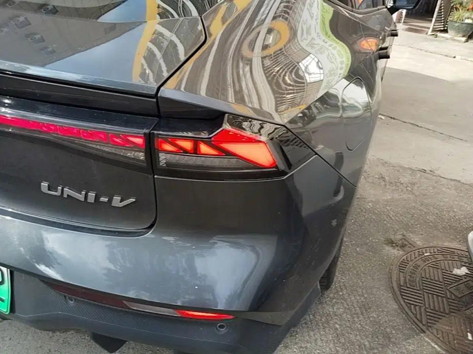 CHANGAN UNI-V iDD 2024 Blue Whale Smart Electric iDD 136km Luxury Model — миниатюра 9