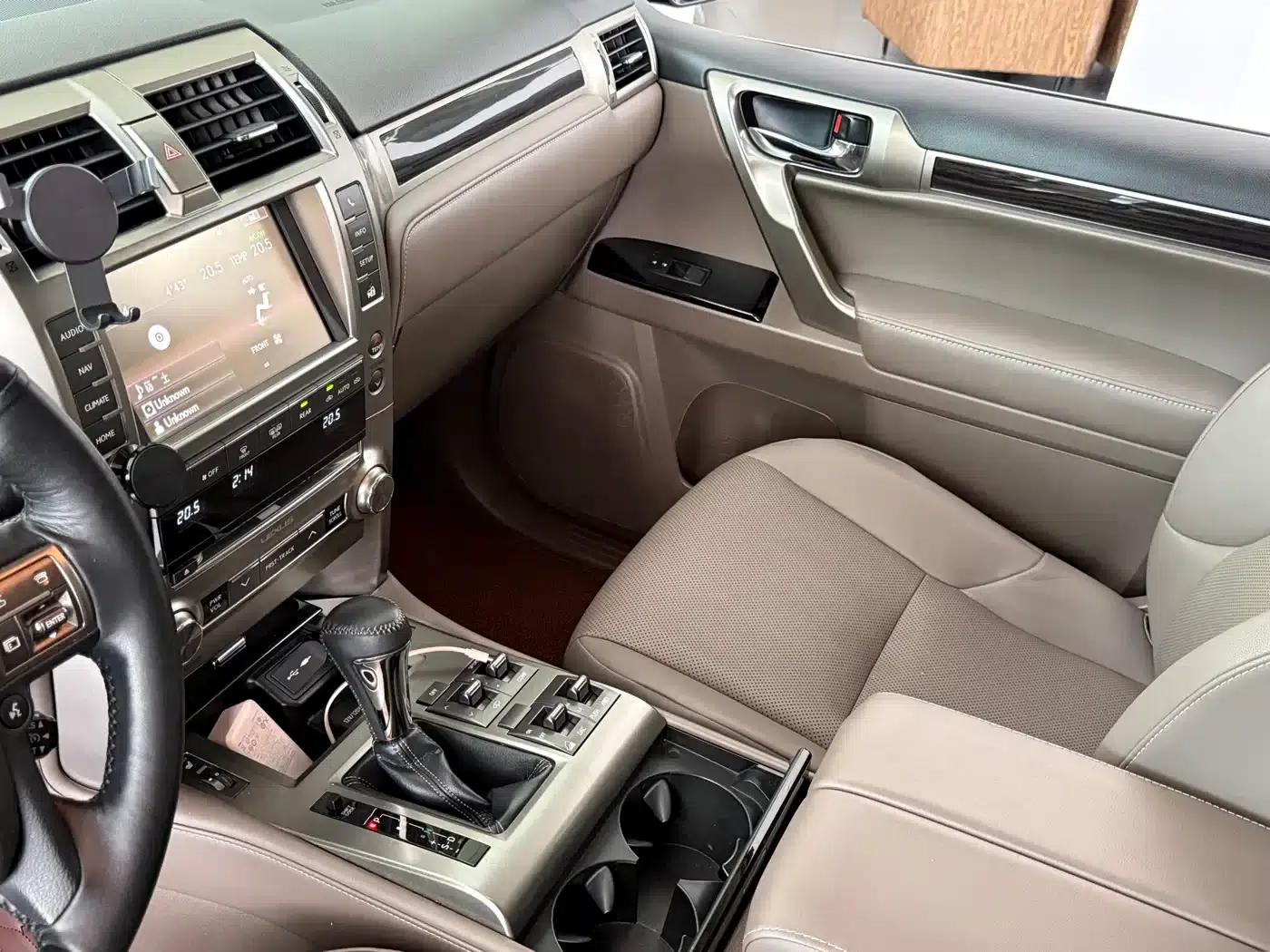 Lexus GX 2019 model 460 — миниатюра 7