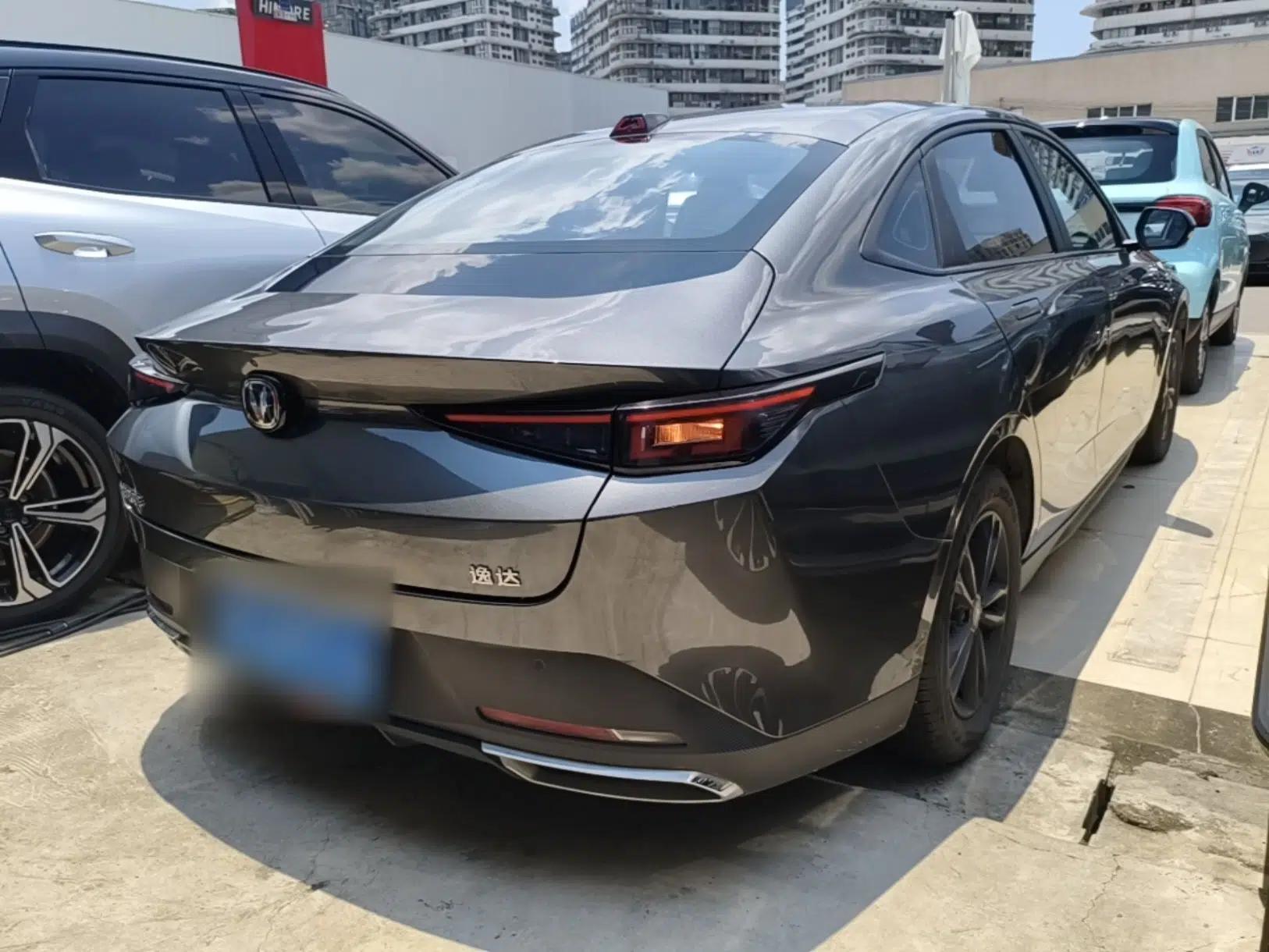 CHANGAN Eado DD 2023 Blue Whale NE 1.5T GDI DCT Luxury Edition — миниатюра 6