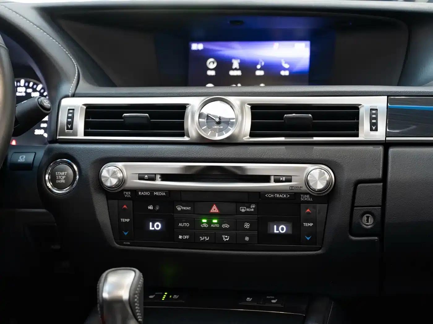 Lexus GS 2016 200t Leading Edition — миниатюра 17