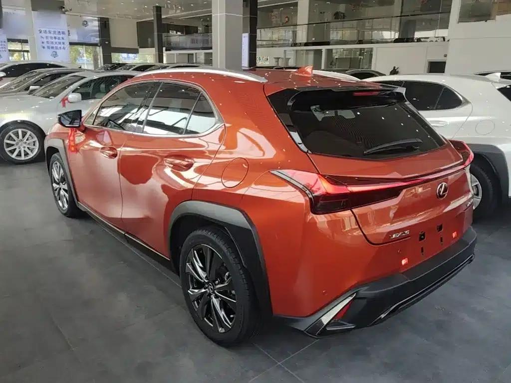 Lexus UX 2020 200 F SPORT Edition — миниатюра 5