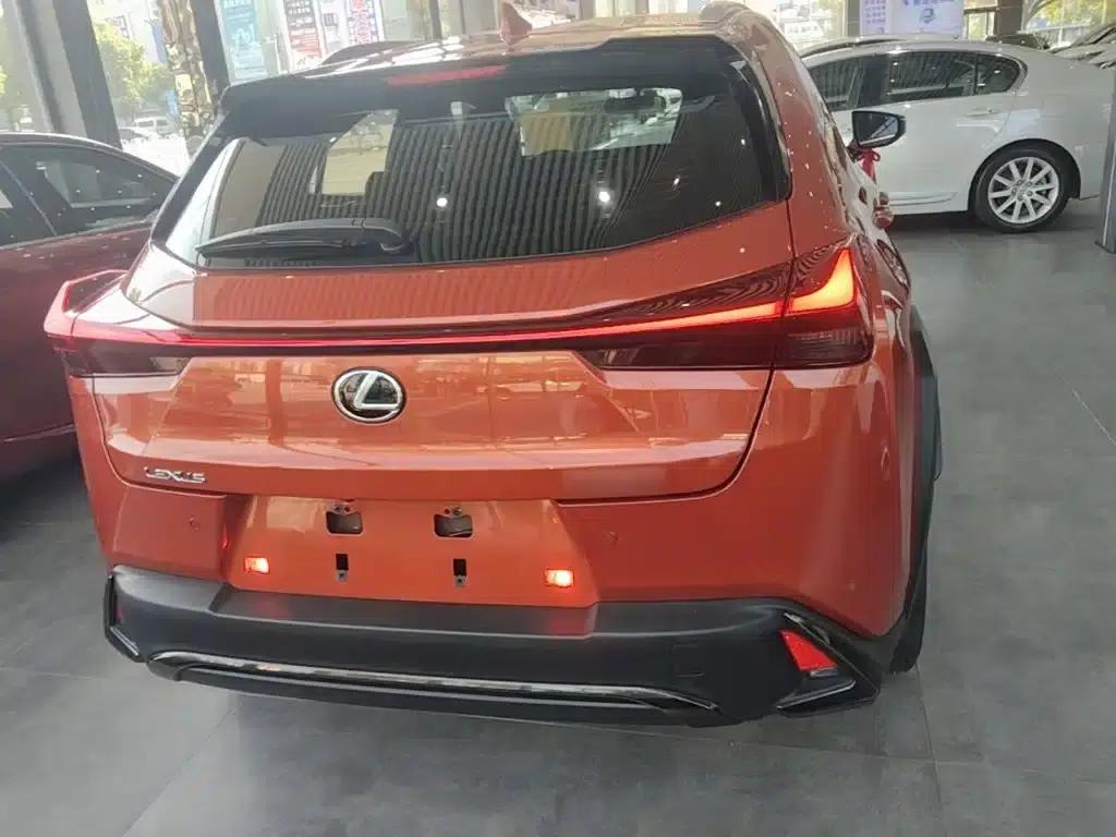 Lexus UX 2020 200 F SPORT Edition — миниатюра 6