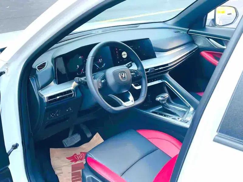 Changan CS35 PLUS 2023 Enjoy Edition Blue Whale NE 1.4T DCT Luxury Model — миниатюра 8