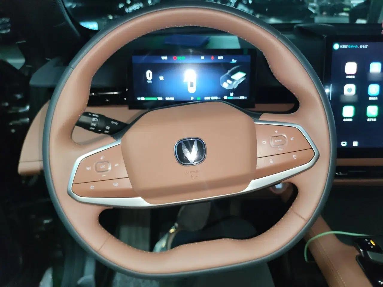 CHANGAN UNI-Z New Energy 2024 Blue Whale Smart Electric iDD 125km Beyond Edition — миниатюра 10