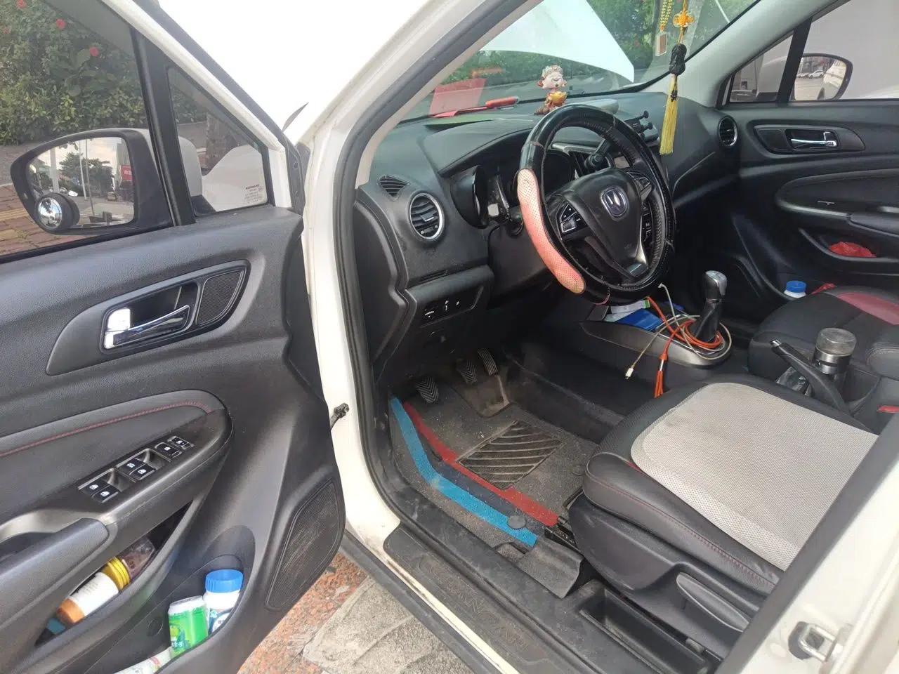 CHANGAN CS15 2016 1.5L Manual Fashion Edition — миниатюра 16