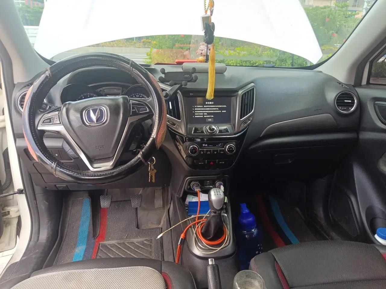CHANGAN CS15 2016 1.5L Manual Fashion Edition — миниатюра 9