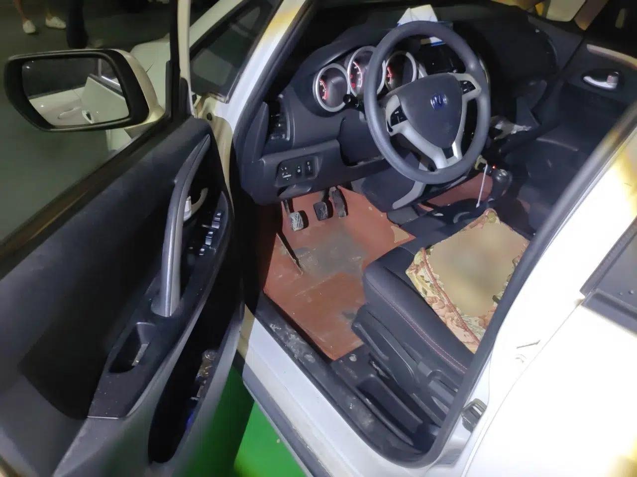 CHANGAN CX20 2014 1.4L Manual Sport Edition China V Standard — миниатюра 16