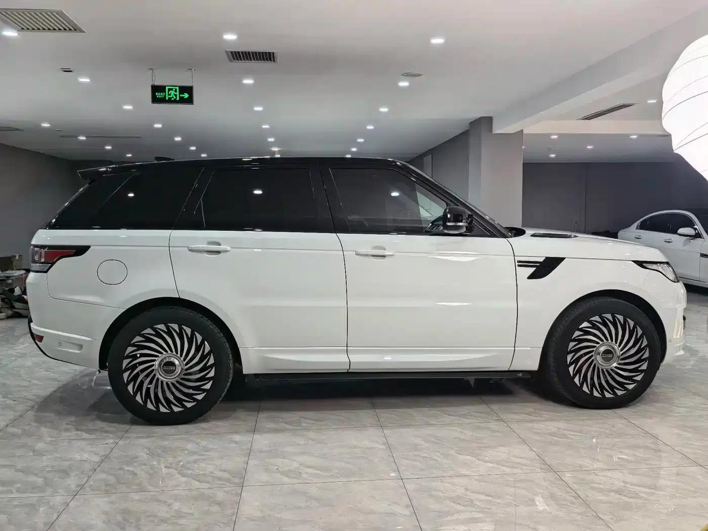 Range Rover Sport 2017 3.0 SC V6 Dynamic Edition — миниатюра 4