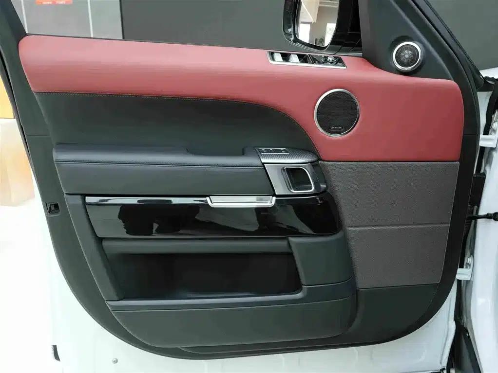Range Rover Sport 2022 3.0 L6 HST — миниатюра 15